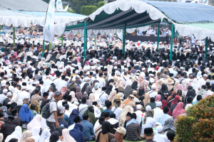 Kapolda dan Wakapolda Banten Pantau Langsung Situasi Kamtibmas Pada Kegiatan Istighosah dan Tabligh Akbar FPI di Pandeglang