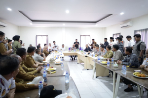 Kapolda dan Gubernur Tinjau Pengaturan Operasional Truk Tambang di Cilegon