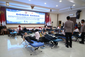 ASN Polda Banten Gelar Donor Darah Memperingati HUT Korpri ke-54