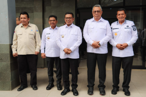 Gubernur Andra Soni Pacu Persiapan TPA Jatiwaringin untuk Program Energi Listrik dari Sampah