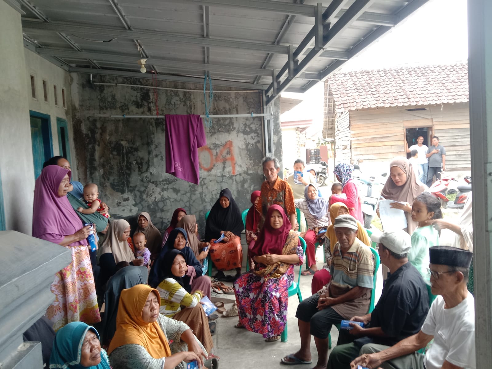 Sosialisasi PKH di RT 04/04 Keranggot: Pendataan Ulang dan Harapan Bantuan Tepat Sasaran