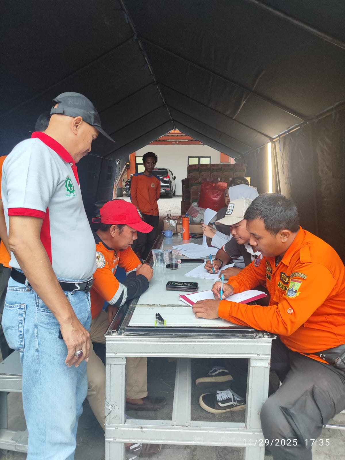 BAZNAS dan Pemkot Cilegon Kirim Bantuan Tahap Pertama untuk Korban Banjir Sumbar