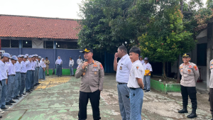 Polisi Peduli Pendidikan: Ditbinmas Polda Banten Ajak Siswa SMKS Yabhinka Cilegon Stop Perundungan