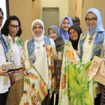 Tinawati Andra Soni Lantik Dekranasda Tangsel, Minta UMKM dan Ekonomi Kreatif Naik Kelas