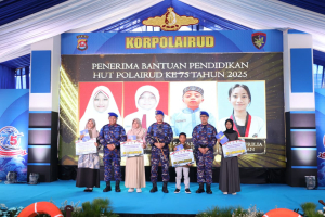 Syukuran HUT ke-75 Ditpolairud Polda Banten Salurkan Bantuan Pendidikan dan Sosial
